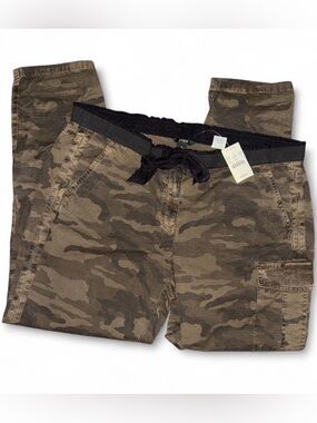J. Crew women's Camo Cargo Pants in Olive/Brown